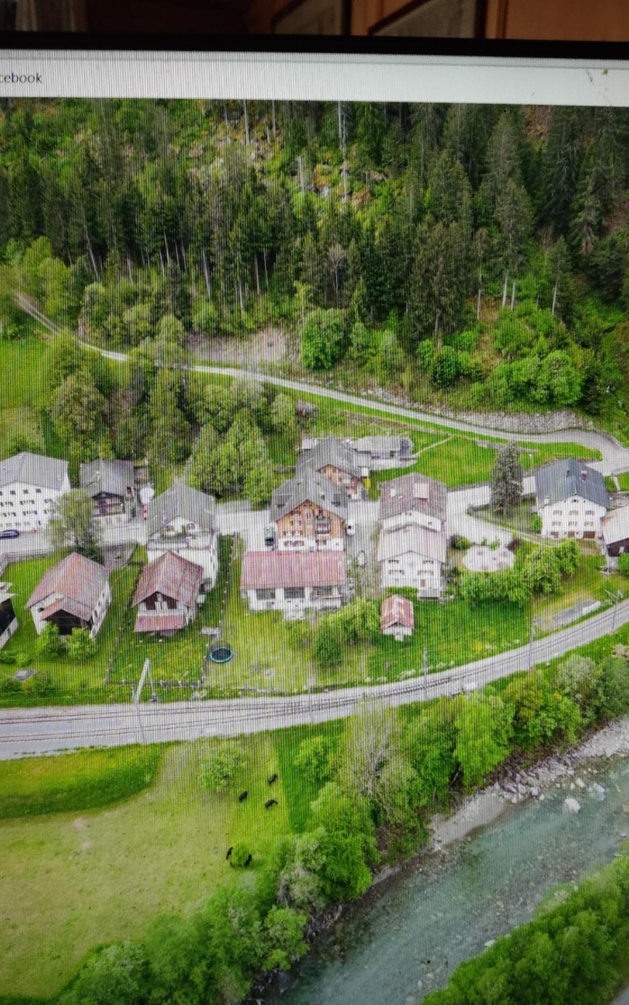 Ustria Crusch Alva Bed & Breakfast Tavanasa Exterior foto